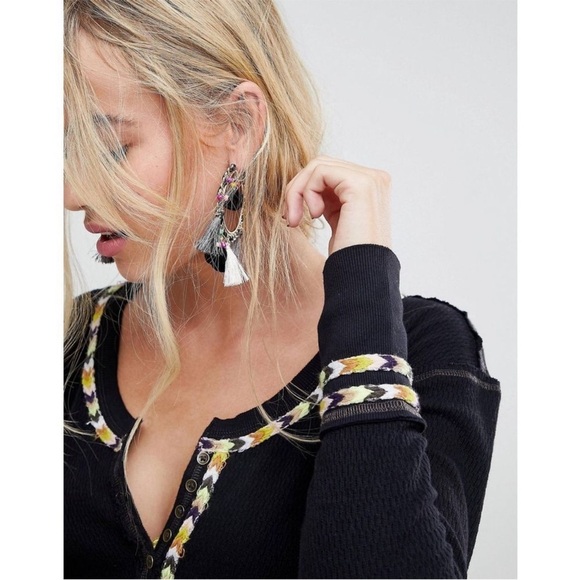 Free People Black Rainbow Thermal Waffle Knit Embroidered Henley Top Size Small - Picture 9 of 12